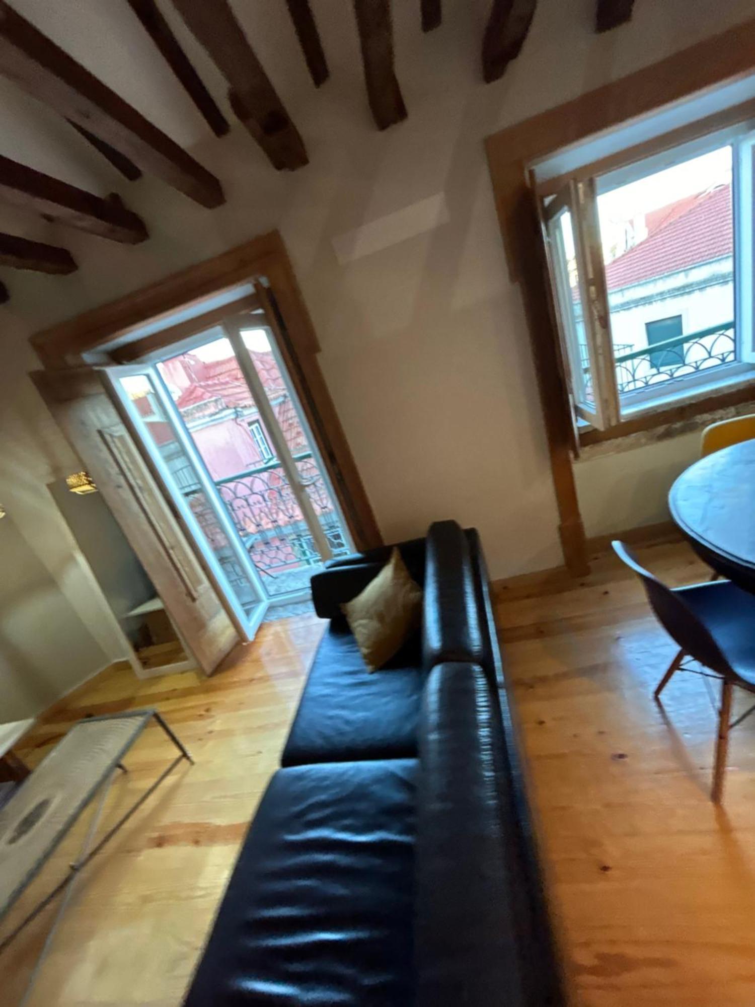 Chiado Top Loft Лиссабон Экстерьер фото